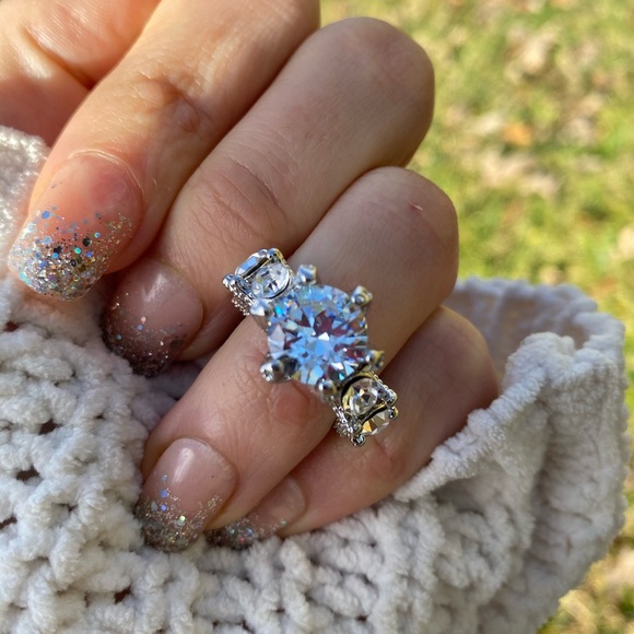 New⚡️Sparkle Luxurious Sterling Silver Ring - Picture 2 of 11